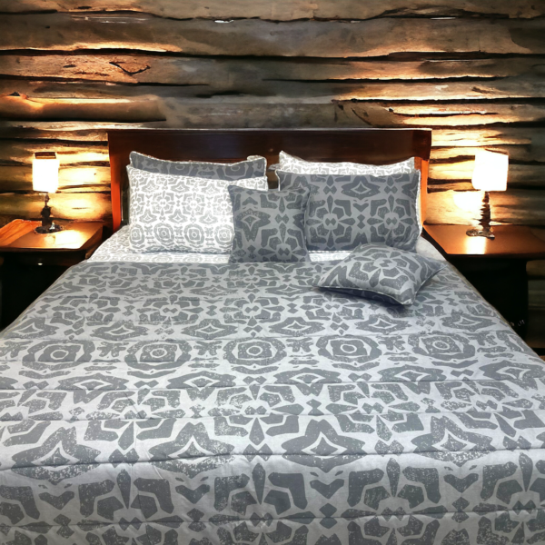 8 Pcs Pure Cotton (Comforter / Duvet Cover) Set | HBD-3231