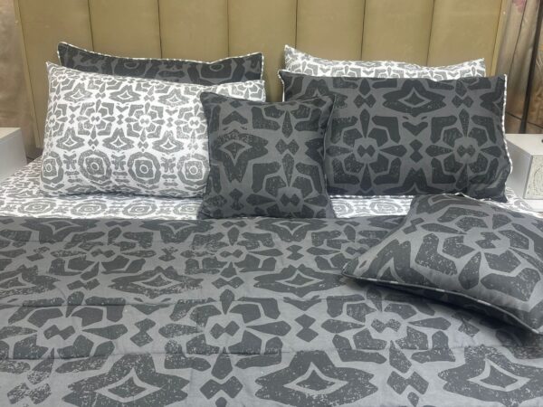 8 Pcs Pure Cotton (Comforter / Duvet Cover) Set | HBD-3231 - Image 5